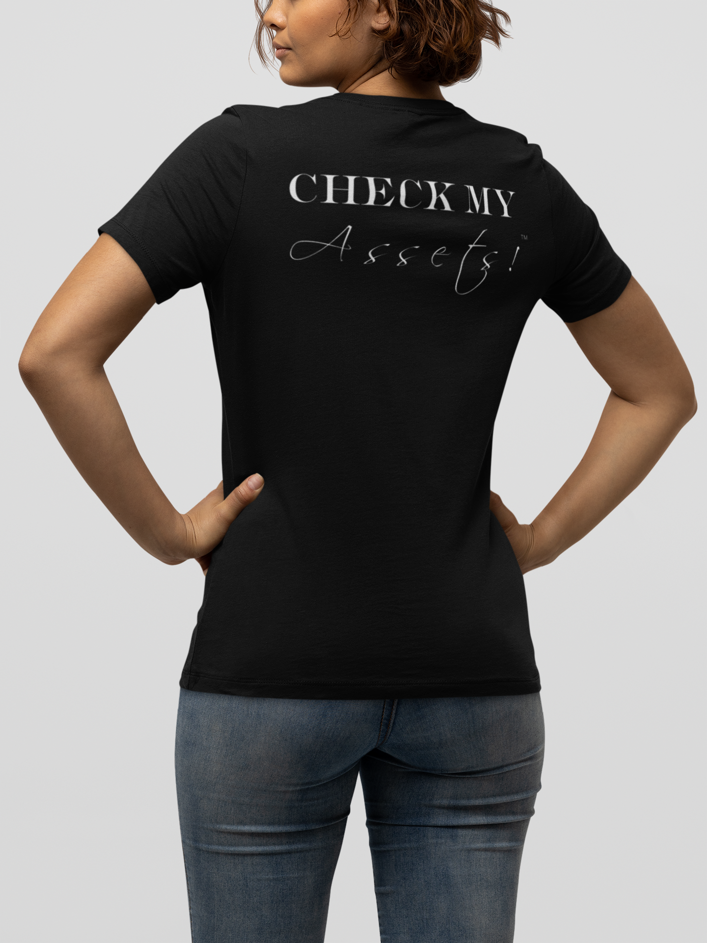 I Look Pretty On Paper Signature Tee - (Black/White)
